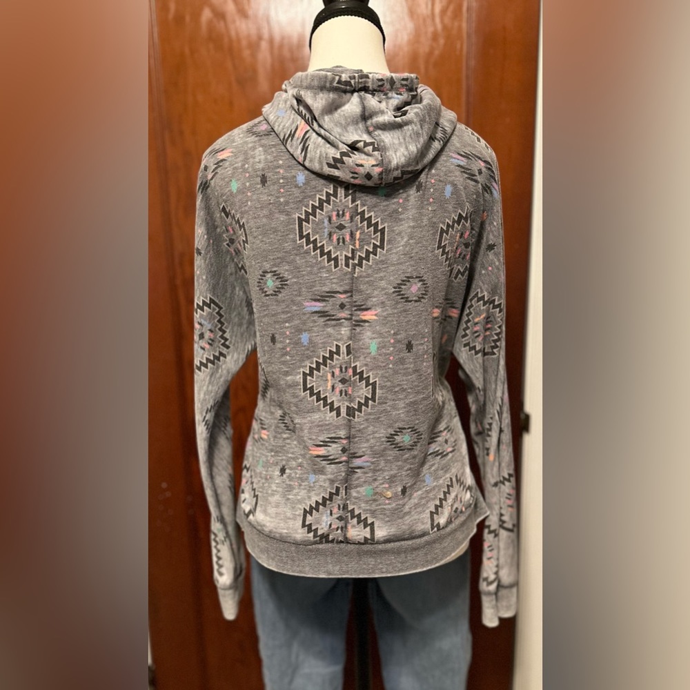 🩵4 items for $30 - Forever XXI boho hoodie Front pockets Super cute & cozy - Picture 4 of 7